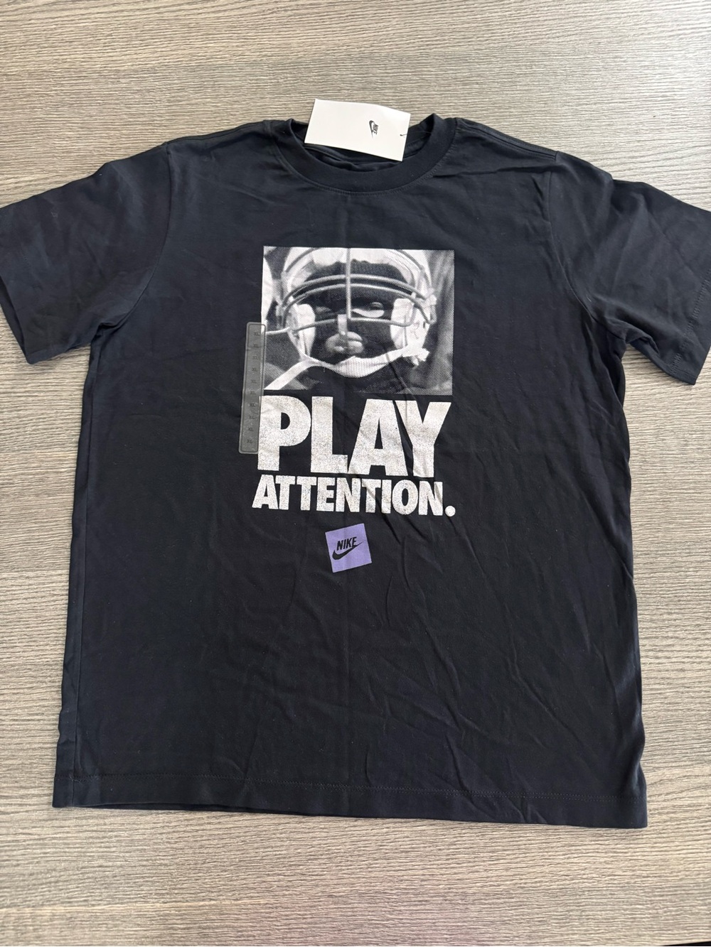 Nike Kids Graphic Training T-Shirt Size XL Black Play Attention Short Sleeve
